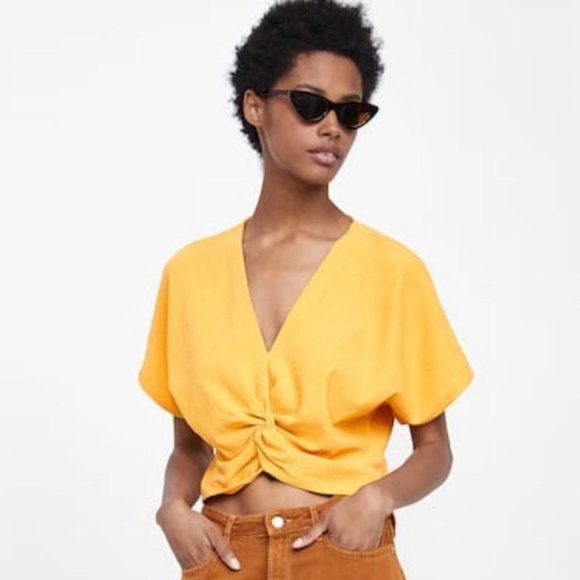 Zara Tops - Zara V Neck Twist Front Short Sleeve Top